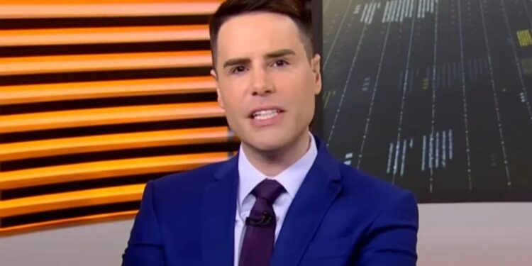 Luiz Bacci pega todos de surpresa e fecha com famosa emissora!