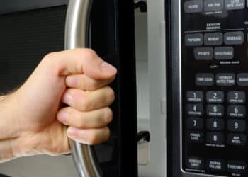 Cinco micro-ondas com melhor custo-benefício para comprar em 2025