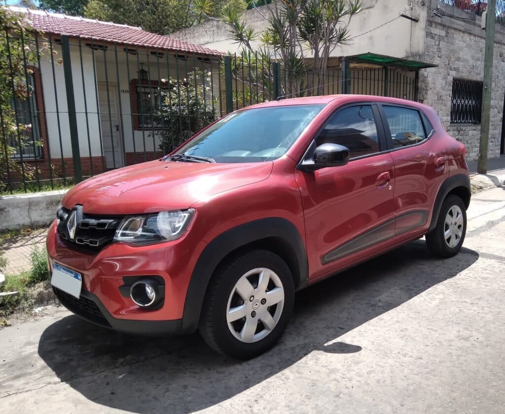 Renault Kwid 1.0 2025: Faz até 15,7 km/l e custa menos de R$ 80 mil