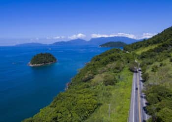 Praia do interior do Rio de Janeiro é lar de praias paradisíacas e hospitalidade!