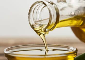 Azeite de oliva famosa é retirado de TODOS os mercados!