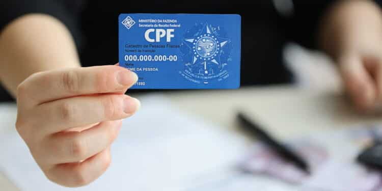 Receita federal emite alerta para todos os brasileiros sobre o novo golpe do CPF em 2025!