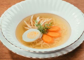 Essa receita nutritiva de caldo de ovo é o segredo que ninguém te conta!