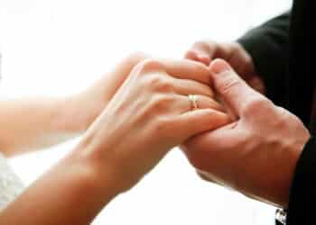 Casamento entre primos: Cientistas descobriram novas evidências sobre riscos à saúde dos filhos!