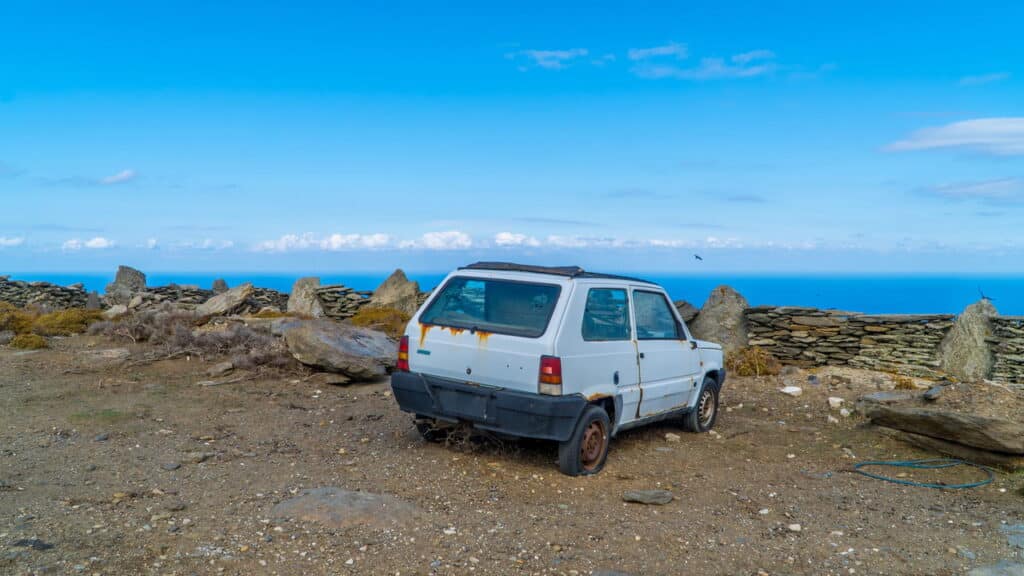 Fiat Uno 2025: faz até 15,4 km/l e custa menos de R$ 30 mil
