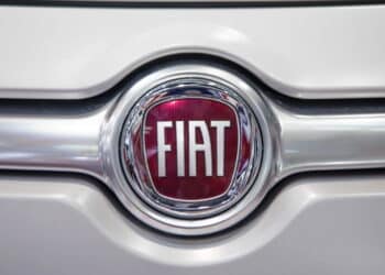 Carro popular da Fiat é o mais barato do Brasil e faz 700 km por somente R$ 61 mil!