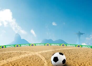 Futebol de areia. Créditos: depositphotos.com / jordygraph