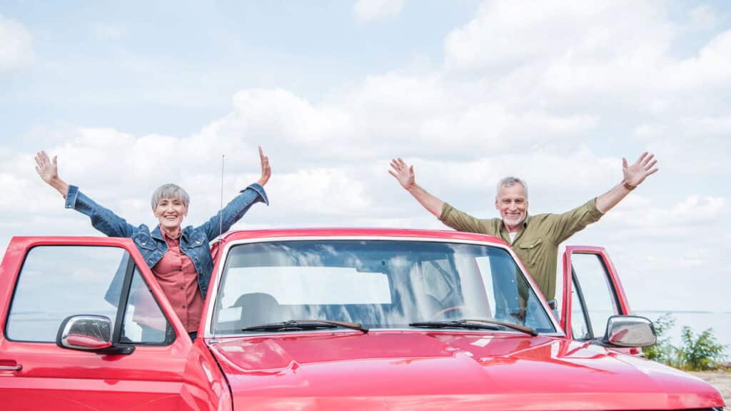 Idosos podem adquirir carros mais baratos em 2025 com nova lei!