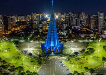 Feriado do dia 12 de maio alegra trabalhadores!