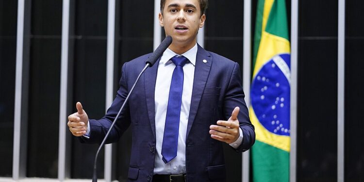 Nikolas Ferreira. Reprodução: Pablo Valadares / Câmara dos Deputados