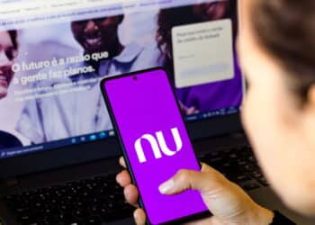 Brasileiros com contas abertas na Caixa Econômica Federal, Banco Bradesco e Nubank precisam ler esse aviso ainda hoje 02/11