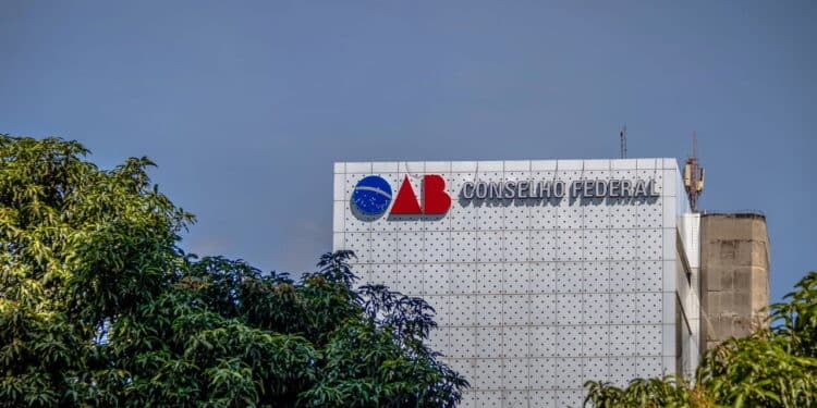 OAB São Paulo emite comunicado geral para golpe do falso advogado!
