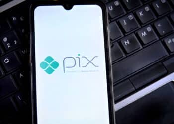 Golpe do Pix fica ainda mais perigoso em 2025 e exige atenção máxima!