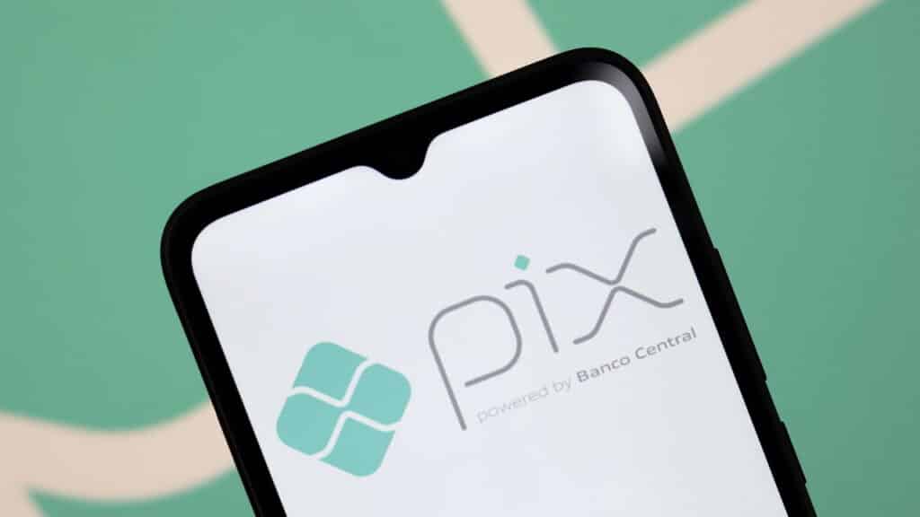Banco Central emite comunicado geral para quem paga por Pix em 2025!