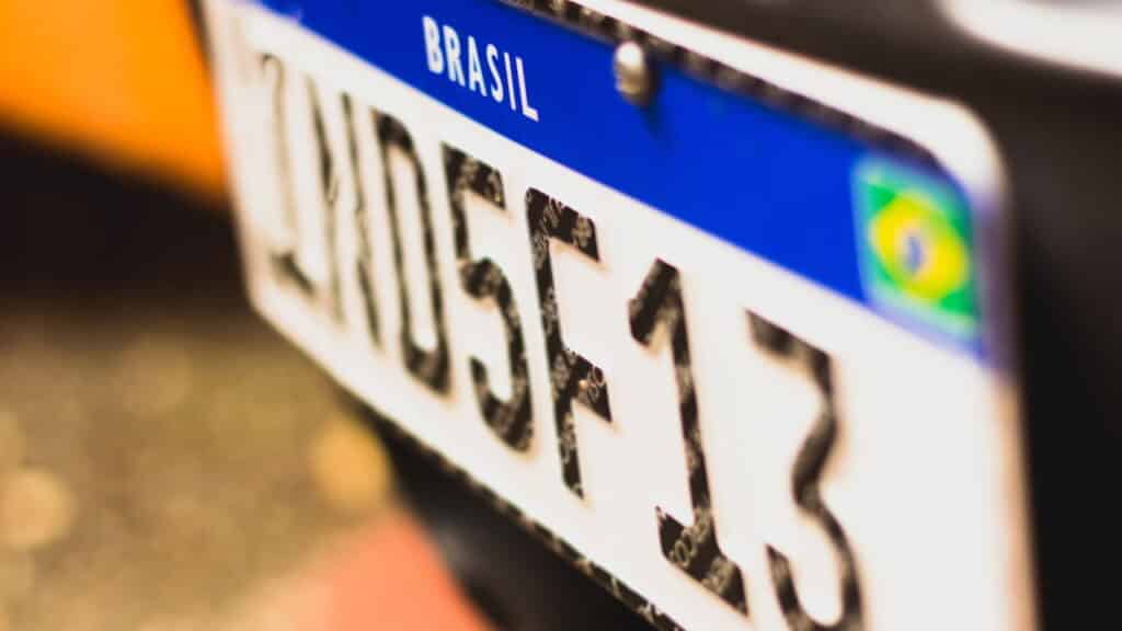 Motoristas do Brasil tem prazo para a troca das Placas Mercosul!