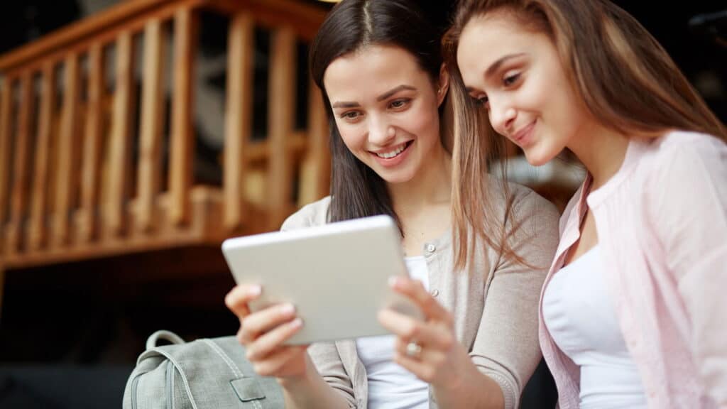 Governo está prestes a proibir as redes sociais para menores de 18 anos!