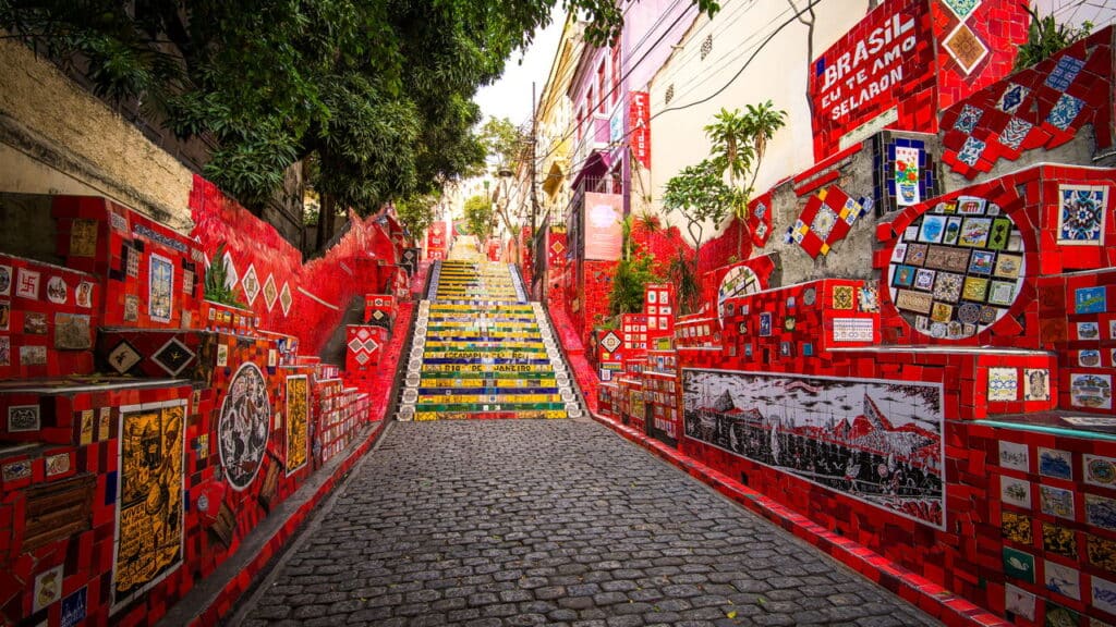 As 8 cidades mais visitadas do Brasil em 2025 conquistaram o coração dos turistas!