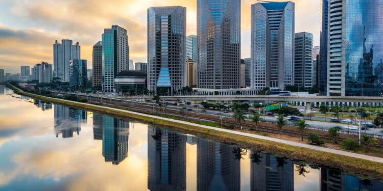 Essas cidades brasileiras foram decretadas as mais caras do mundo para viver!