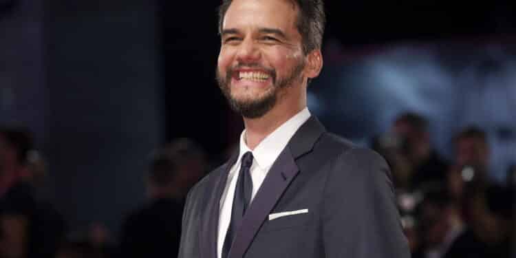 Wagner Moura e Kleber Mendonça Filho trazem prêmios inéditos para o Brasil