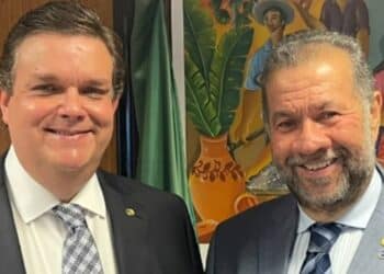 "Nada muda": Oposição critica mudança na Previdência de Lula
