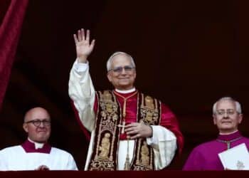 Direita conservadora dos EUA critica novo Papa e o acusa de "marxista"