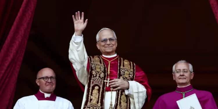 Direita conservadora dos EUA critica novo Papa e o acusa de "marxista"