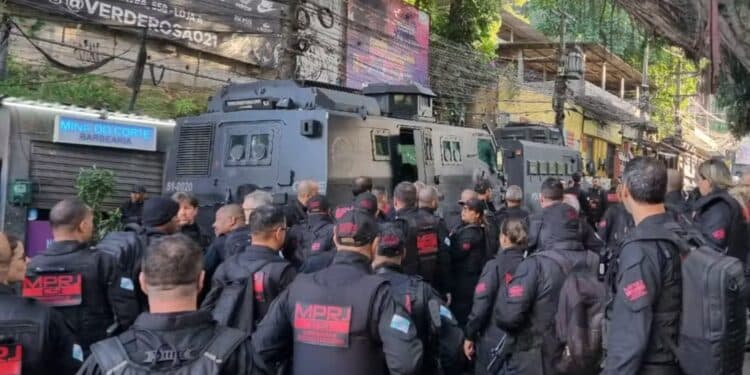Facção na rocinha comandou ataques a provedores de internet no Ceará