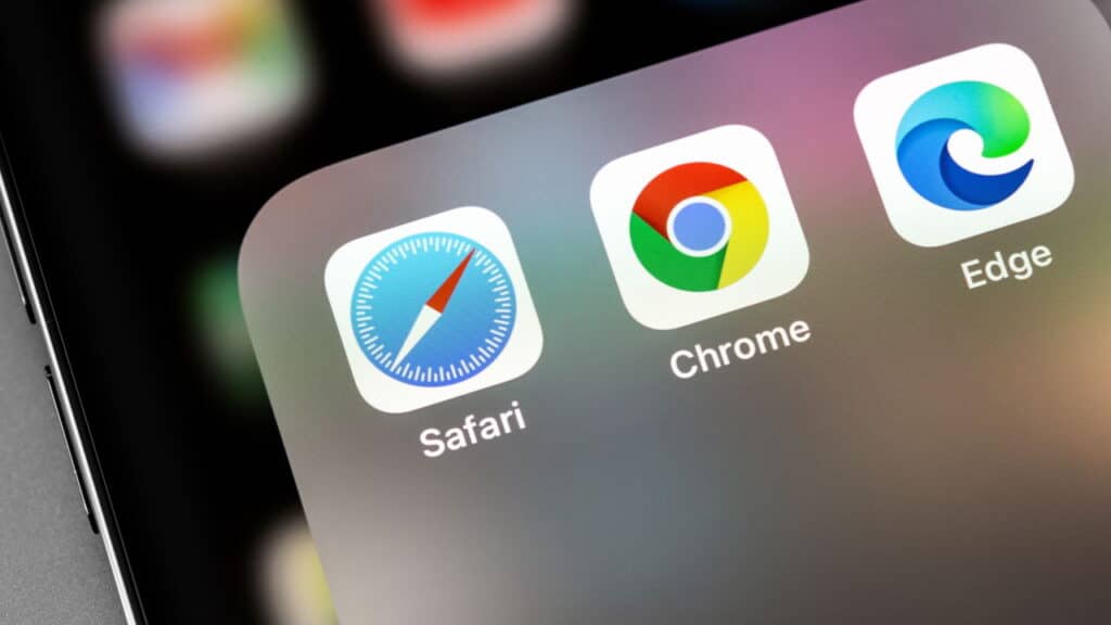Apple desafia gigante Google com decisão ousada