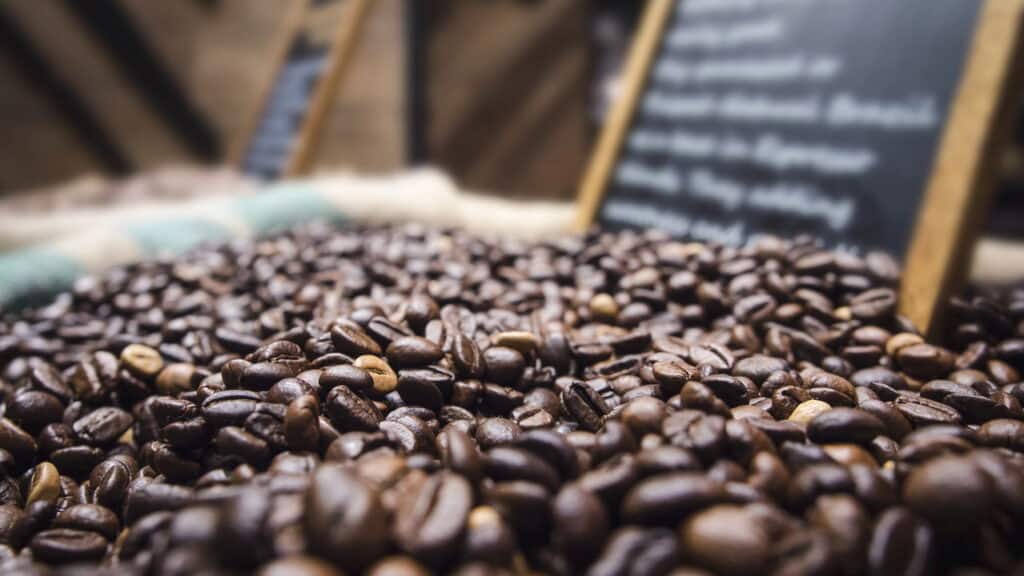 Essa é a verdade sobre o 'café fake' dos supermercados!