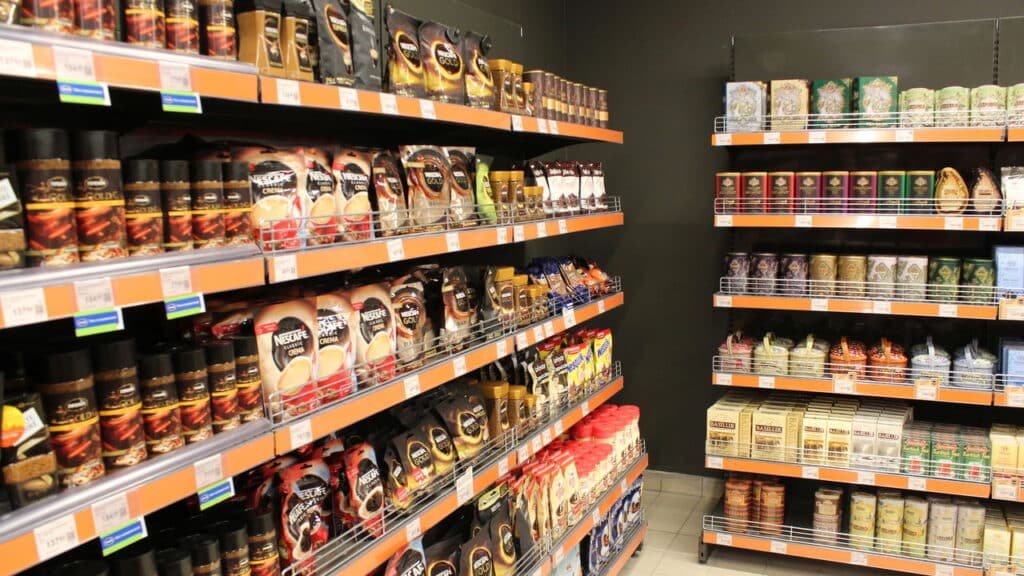 Café dispara 80% e ameaça o bolso do brasileiro com a maior inflação em três décadas