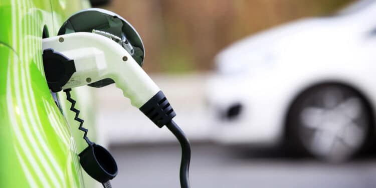 Esses 4 modelos elétricos estão liderando as vendas de carro da categoria em 2025!