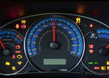Se o seu carro dá algum desses 7 sinais é melhor correr para a manutenção