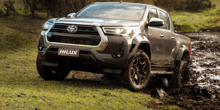 Toyota Hilux - Foto: Divulgação/Toyota