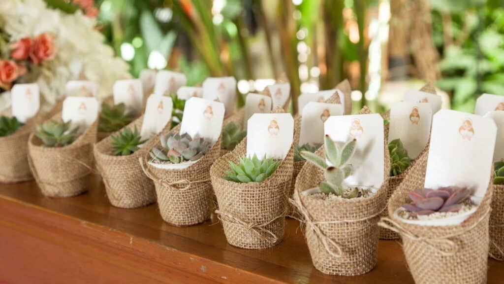Descubra 5 decorações manuais de casamento que parecem profissionais