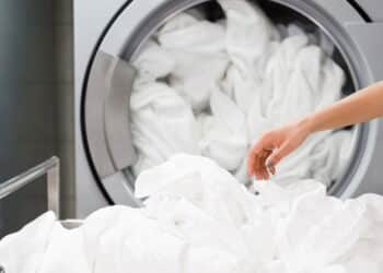 Seu lençol é um perigo? O que a ciência diz sobre a frequência ideal de troca