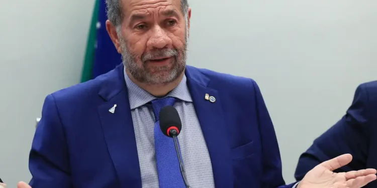 Após exoneração de Lupi, Lula já tem novo nome paa Ministério da Previdência: Veja quem é!