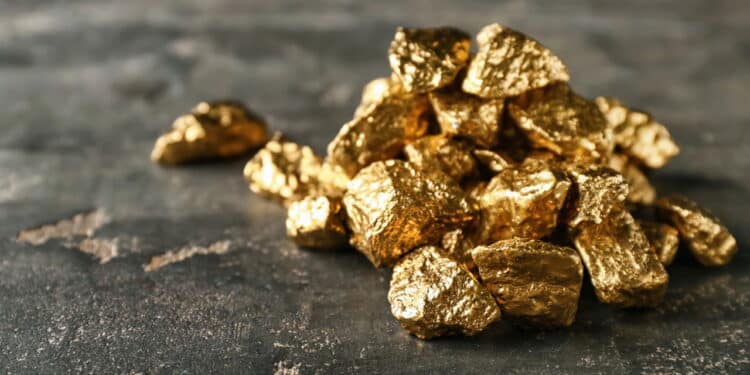 País descobre mina bilionária de ouro, prata e cobre e pode virar potência mundial