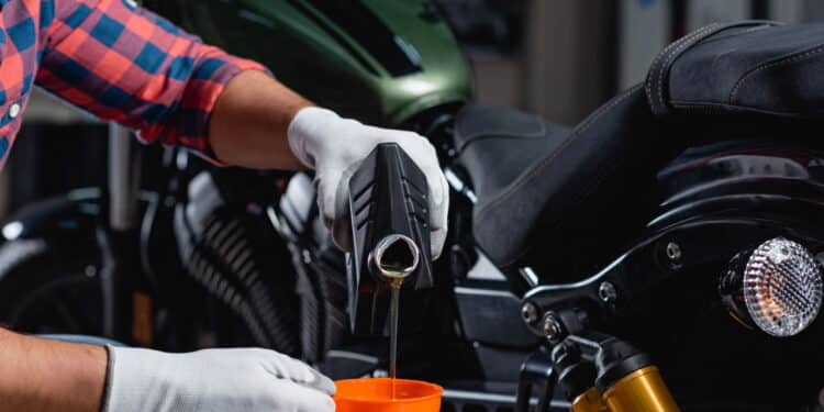 Sempre confira se essa peça da moto está em bom estado para evitar mais gastos e acidentes
