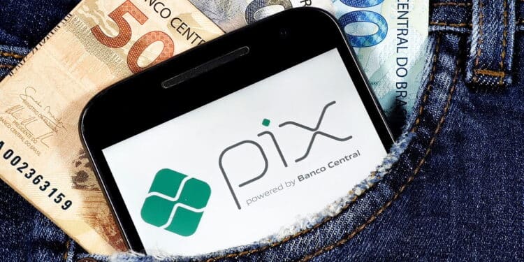 Banco Central emite comunicado geral para todos que pagam por pix em 2025!
