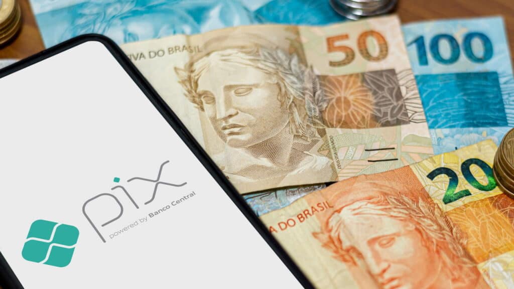 Projeto de Lei propõe pix automático, que é debitado sem sua autorização