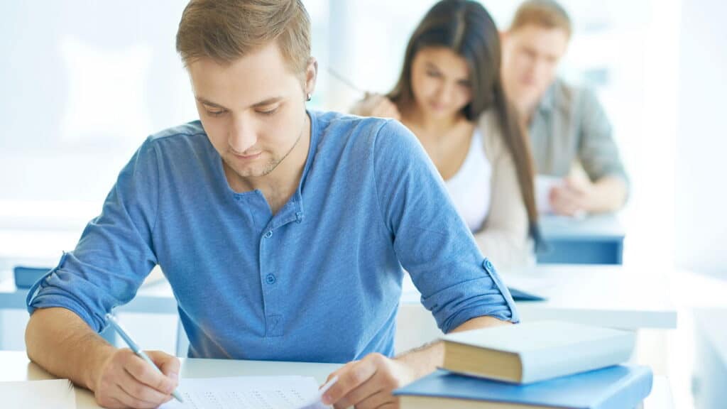 Banco do Brasil divulgou novos concursos públicos inéditos para nível médio com salário de R$ 9 mil