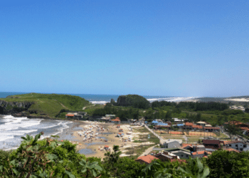 Torres, Rio Grande do Sul - Fonte: Wikimedia Commons