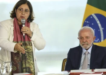 Lula cogita substituir ministra das Mulheres
