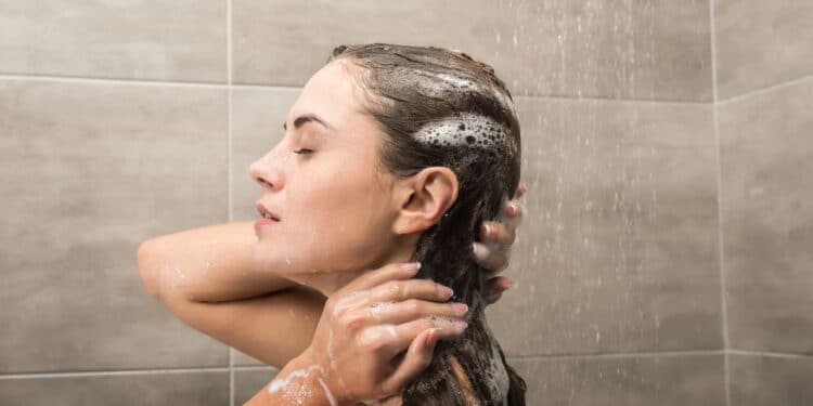 Marca de shampoo é cancelada pela Anvisa e retirada das prateleiras de todo o Brasil!