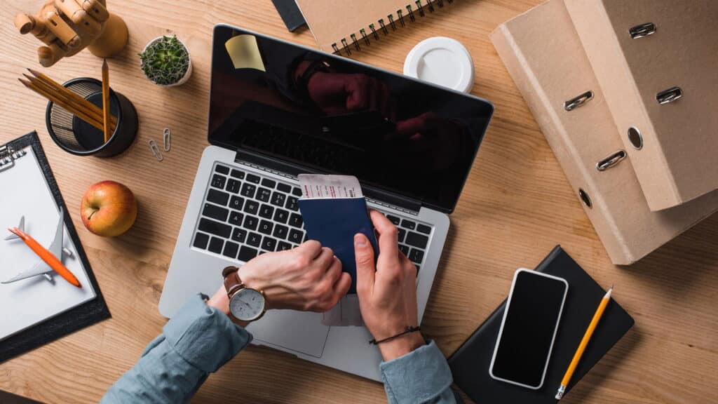 Nova lei altera as regras do trabalho aos feriados e domingos a partir de 1º de julho!