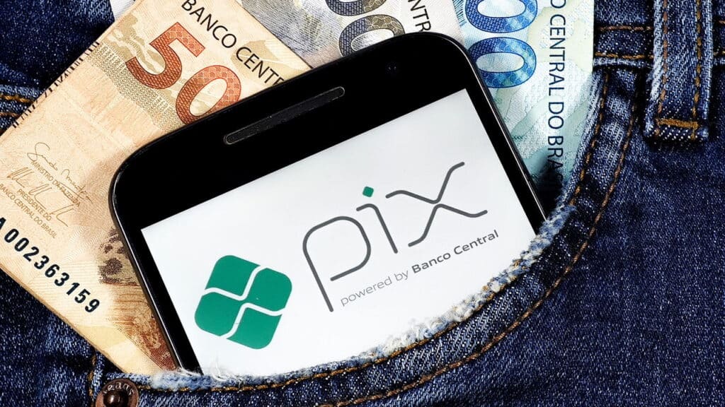 Recebeu um PIX errado? Não devolver dá prisão e multa pesada