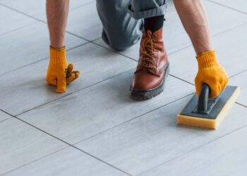 Chega de mofo no banheiro: elimine o preto do rejunte e azulejos com essa dica poderosa