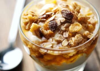 Parecem saudáveis, mas não são: veja 5 alimentos que estão sabotando sua saúde em silêncio