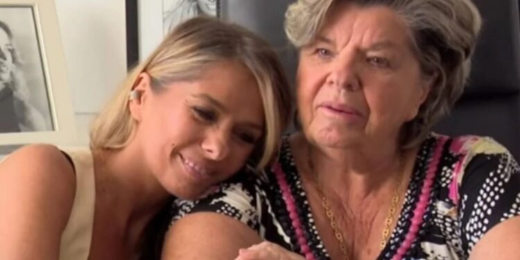 Adriane Galisteu se emociona ao revelar diagnóstico comovente da mãe