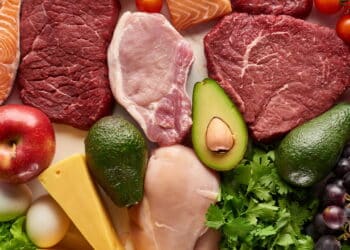 Você está comendo proteína demais ou de menos? Saiba a quantidade ideal por dia